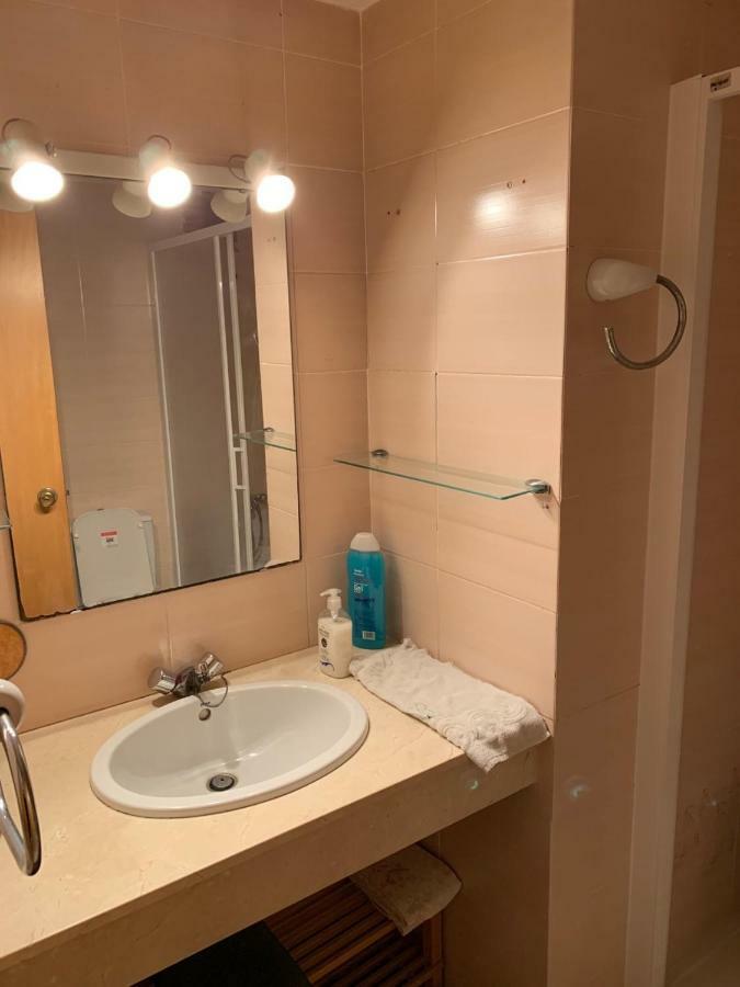 شقة Apartamento Cambrilsfornia المظهر الخارجي الصورة